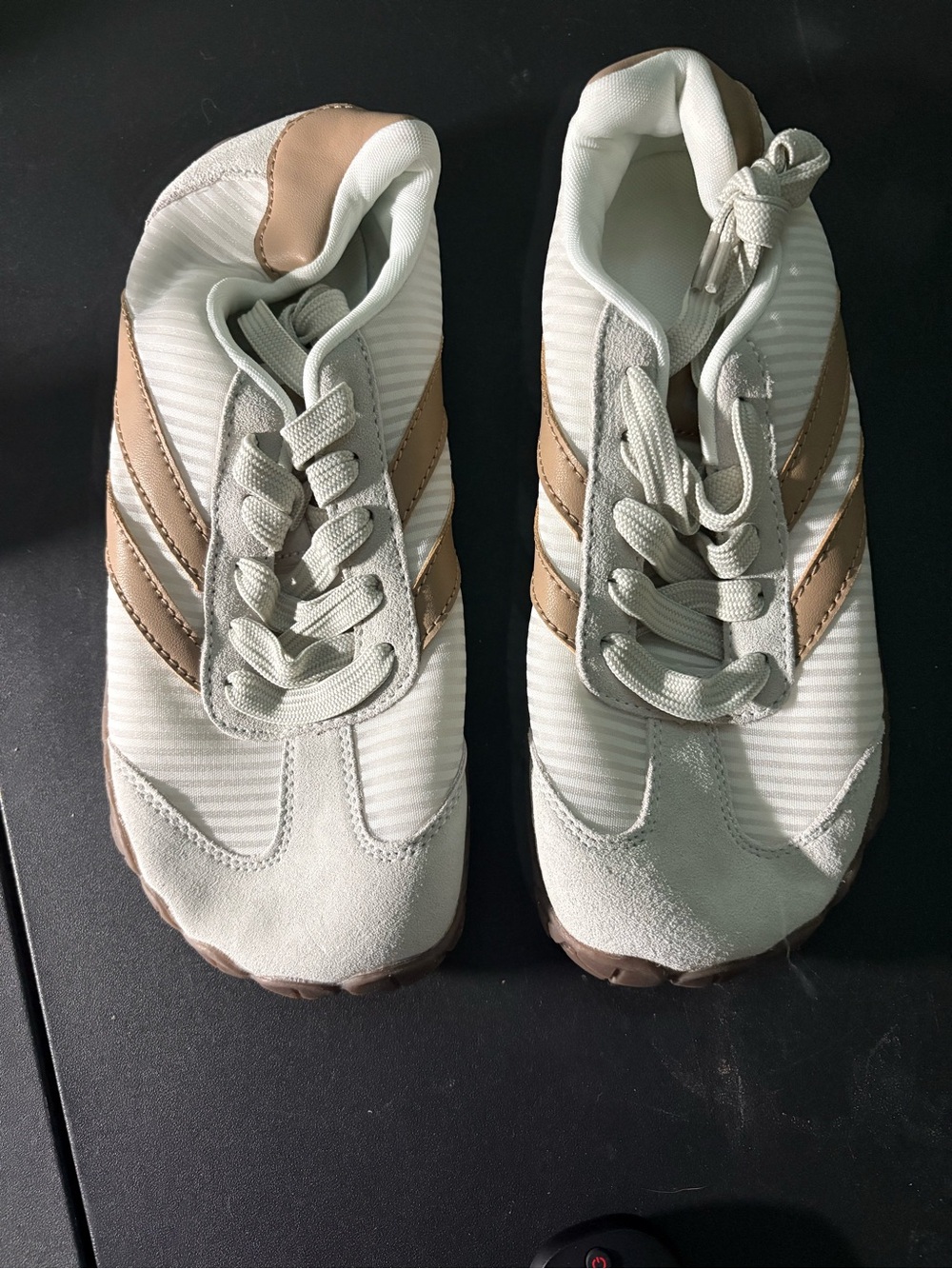 Women’s or Men's Casual Lace-Up Sneakers in Beige and White